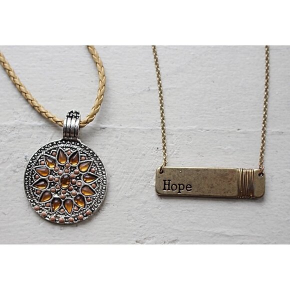 Jewelry Bundle - Bronze - Express signed Concentric Circle, Mona Lisa, Chain Kno - Picture 9 of 15